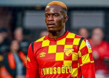 Göztepe Transferde Durmuyor: Romulo’nun Ardından Anthony Dennis de Yolcu